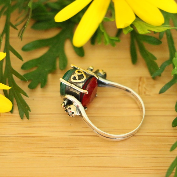 Sterling Silver Jade Stones Revers Rings - Picture 3 of 8